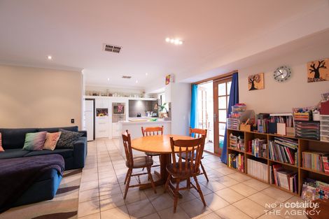 Property photo of 10 Sandgate Way Marangaroo WA 6064