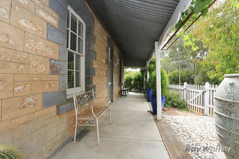 Property photo of 11 King Street Auburn SA 5451