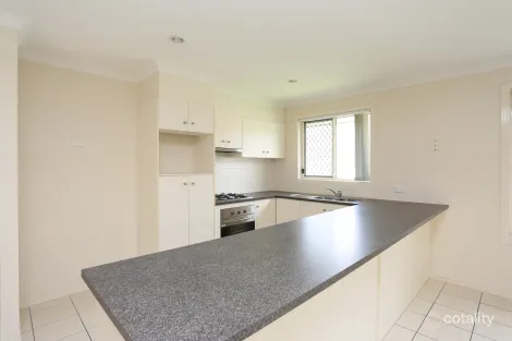 Property photo of 28 Pepper Tree Drive Holmview QLD 4207