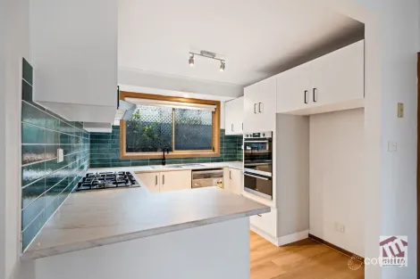 Property photo of 11 Samuel Court Werribee VIC 3030