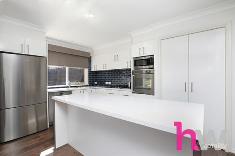 Property photo of 11 Glaneuse Avenue Torquay VIC 3228