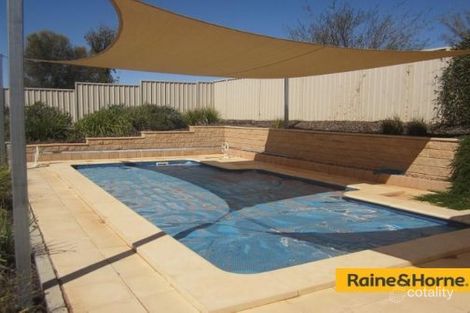 Property photo of 14 Swainsona Street Roxby Downs SA 5725