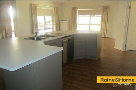 Property photo of 14 Swainsona Street Roxby Downs SA 5725