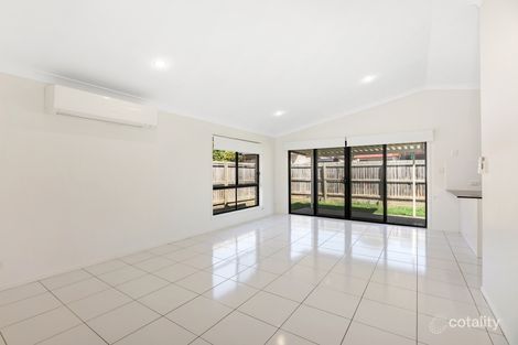 Property photo of 7 Pencarrow Crescent Raceview QLD 4305