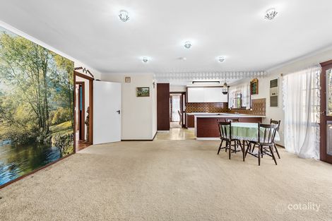Property photo of 3 St Johns Wood Road Mount Waverley VIC 3149