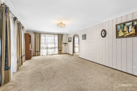 Property photo of 3 St Johns Wood Road Mount Waverley VIC 3149