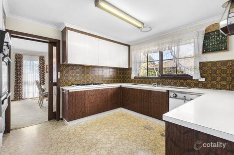 Property photo of 3 St Johns Wood Road Mount Waverley VIC 3149