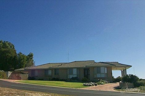 2 St Johns Mews, College Grove, WA 6230