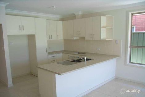 Property photo of 24 Hindmarsh Circuit Mawson Lakes SA 5095