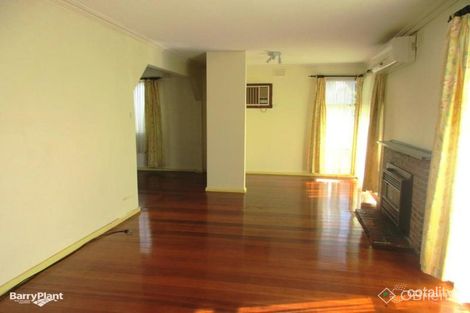 Property photo of 5 Blackley Court Deer Park VIC 3023