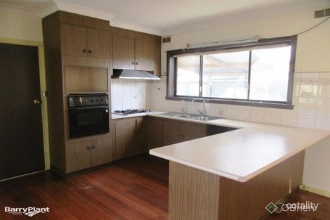 Property photo of 5 Blackley Court Deer Park VIC 3023