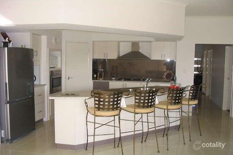Property photo of 2 Waterhead Road Waikiki WA 6169