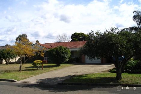 3 Kemerton St, St Clair, NSW 2759