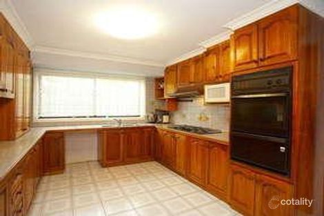 Property photo of 23 Newbury Street Deer Park VIC 3023
