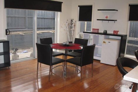 Property photo of 3/63 Lane Crescent Reservoir VIC 3073