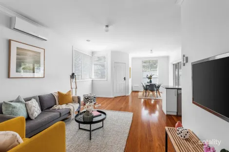 Property photo of 2/62 Caroline Crescent Blackburn North VIC 3130