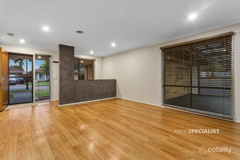 Property photo of 11 Cornwell Crescent Cranbourne East VIC 3977