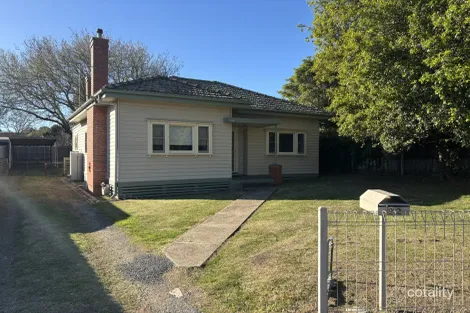 92 Queen St, Maffra, VIC 3860