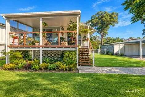 24 Udara Dr, Macleay Island, QLD 4184