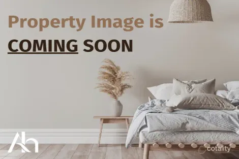 16 Thomas Cres, Cranbourne, VIC 3977