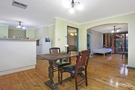 Property photo of 4 Figtree Crescent Huntfield Heights SA 5163