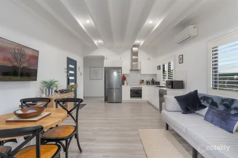 Property photo of 10 Pyrus Place Bowral NSW 2576