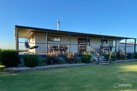 70 Petersen Rd, Irongate, QLD 4356