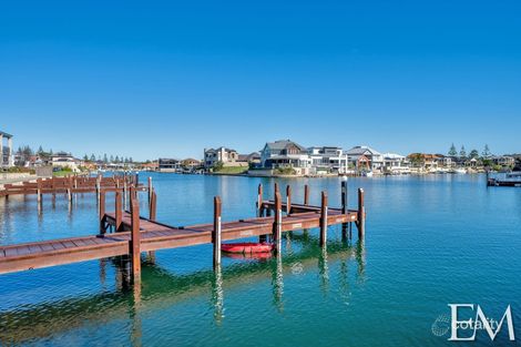 Property photo of 4/20 Apollo Place Halls Head WA 6210