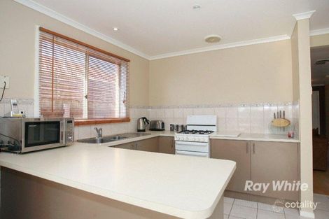 Property photo of 3 Sharyn Street Cranbourne West VIC 3977