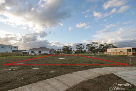 16 Sandpiper Cct, Cowes, VIC 3922
