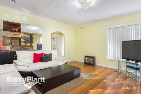 Property photo of 16 Festival Crescent Keysborough VIC 3173