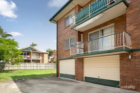 Property photo of 3/61 Derby Street Coorparoo QLD 4151