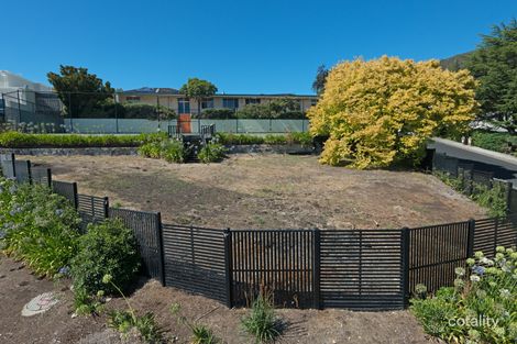 5 Dresden St, Sandy Bay, TAS 7005