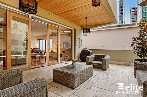 1/25 Davisons Pl, Melbourne, VIC 3000