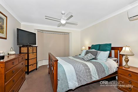 Property photo of 20 Glasshouse Crescent Forest Lake QLD 4078