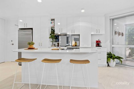 Property photo of 4/20 Ocean Street Mermaid Beach QLD 4218