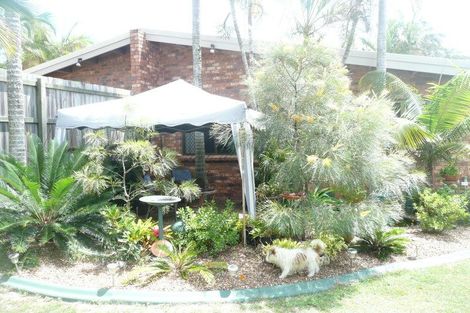 2/19 Bomburra Ct, Rainbow Beach, QLD 4581