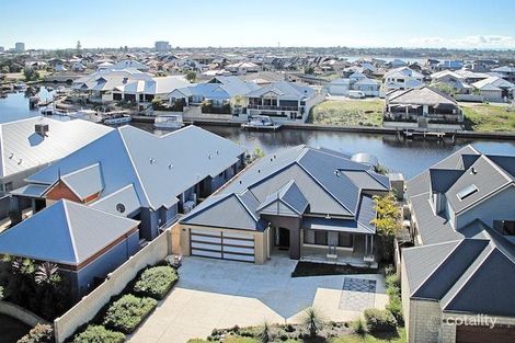 8 Leisure Way, Halls Head, WA 6210