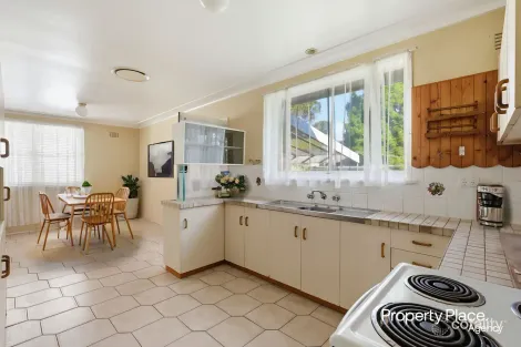 Property photo of 24 Thomas Street Picnic Point NSW 2213