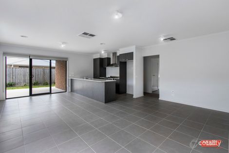 Property photo of 9 Gemstone Court Warragul VIC 3820