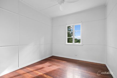 Property photo of 32 Oxleigh Crescent Nambour QLD 4560