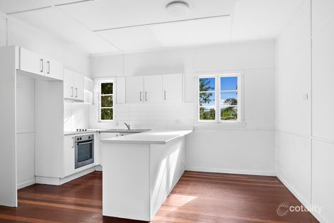 Property photo of 32 Oxleigh Crescent Nambour QLD 4560