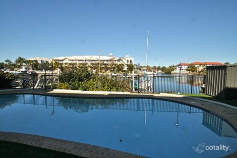 1/18 Jennifer Ave, Runaway Bay, QLD 4216