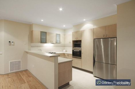 Property photo of 37 Boronia Avenue Cranbourne VIC 3977