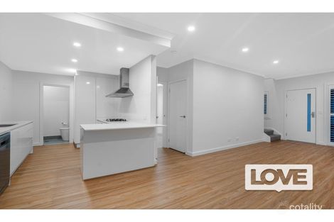 Property photo of 8/54 Bottlebrush Boulevard Fletcher NSW 2287