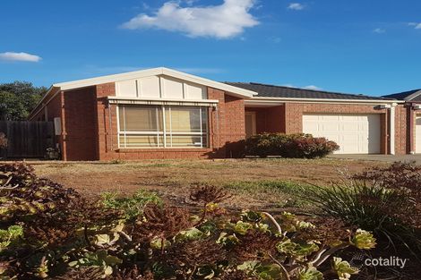 Property photo of 25 Ruby Place Werribee VIC 3030
