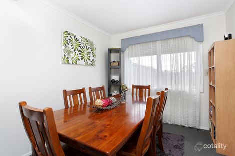 Property photo of 15 Bundeena Avenue Keysborough VIC 3173