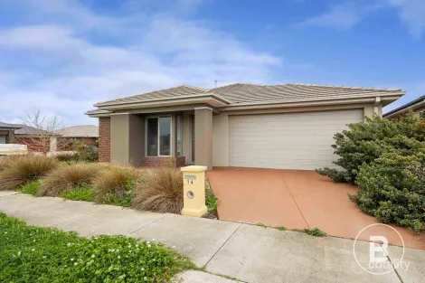 Property photo of 16 Obrien Drive Alfredton VIC 3350