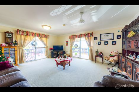 Property photo of 33 Dolphin Crescent Taranganba QLD 4703