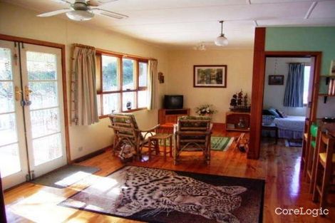 Property photo of 77 Red Rocks Road Cowes VIC 3922